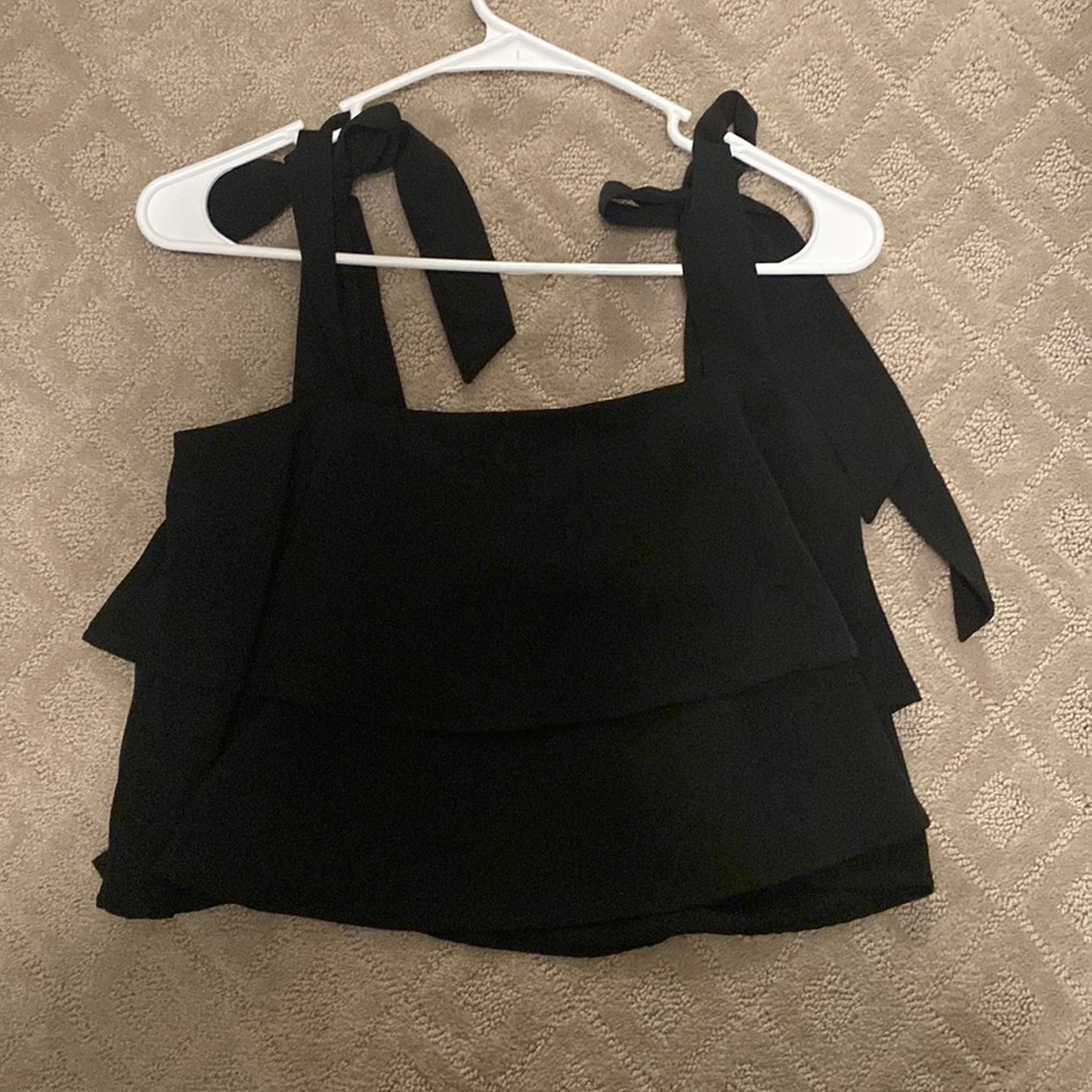 Superdown Black ruffle tie crop top
